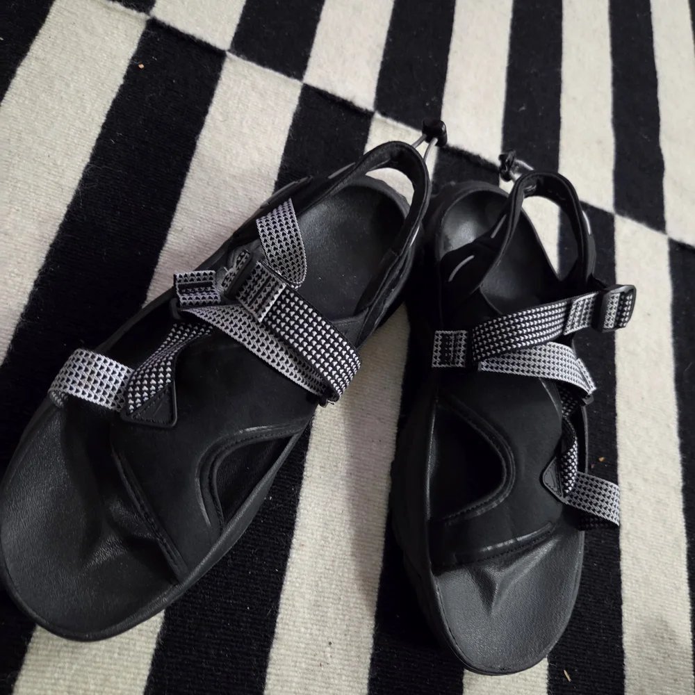 Nike Black‎ and Gray Outdoor Sport Sandals